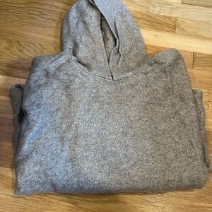 Mjuk Icelandic 100% Wool Cape Poncho Grey Hand Knit OS